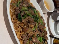 招牌湿炒牛河-潮泰牛肉火锅 · 创于1992年(车公庙店)