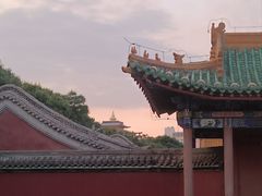 -席力图召