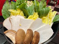 -大龙凤鸡煲(万菱汇店)
