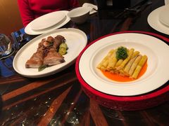 -运·中餐厅(成都华尔道夫酒店)