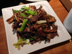 -黑鸡小馆(金源店)