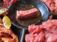 -啊美丽炭火烤肉(滑翔一店)