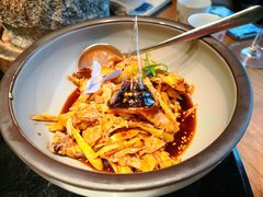 敲糖棒棒鸡-辛香汇·现炒川菜(淮海路百盛店)