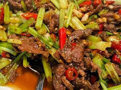 -霸蛮湖南菜·牛肉粉(荣京西街店)