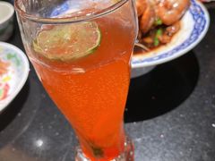红柚气泡水-老头儿油爆虾·知味杭州(爱琴海购物中心)