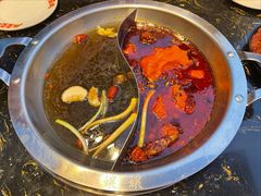 -憨孃孃·重庆老火锅(红山黑金店)