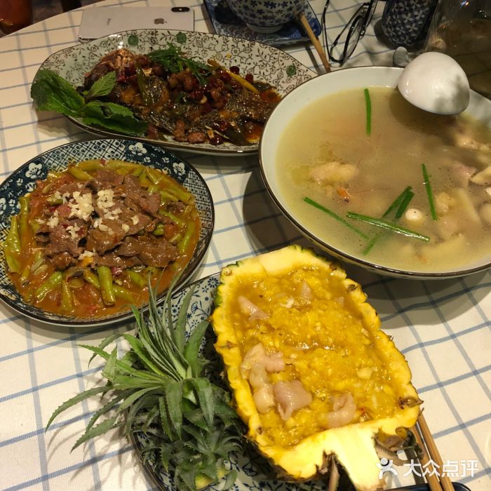 在湖边私厨小馆图片