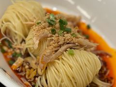-渔语鱼新川菜Bistro(万象天地店)