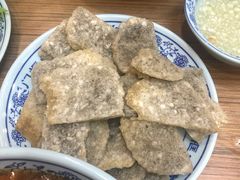 老北京炸灌肠-门框胡同百年卤煮(新街口店)