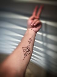 -越域刺青