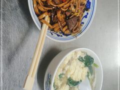 -珠宝街老左杂酱面馆