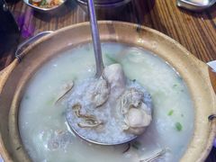 -蚝堡海鲜·威海菜·海肠捞饭·烧烤·亚洲吃蚝公司(幸福门店)