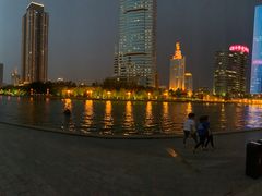 -Helens海伦司小酒馆(津湾广场店)