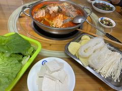 -苗侗地道红酸.酸汤鱼·酸汤牛肉