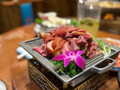 -老滇山寨•云南特色菜•地方菜•民族风情歌舞表演(金碧店)