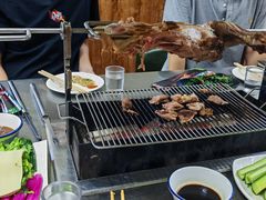 -海拉尔碳烤羊腿烤鸽子(吕营店)