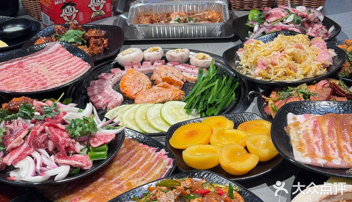 肉食星人赶快集合❗️哈炭烤肉一顿吃到大满足❗️