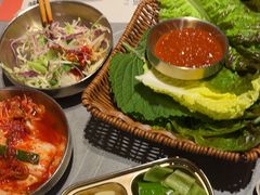 -草家酱蟹炭火烤肉店(珲春南路一店)