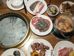 -韩京炭火烤肉自助料理(柯桥万达店)