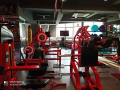 -KingBull私教健身&格斗订制(龙井商业中心店)