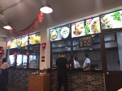 -禾诗夜市大饼油条(松江店)