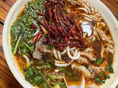 -老味道遵义虾子羊肉粉(兴关路店)