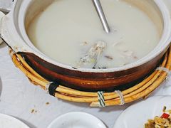 -天乐农家鱼头王(天目湖店)