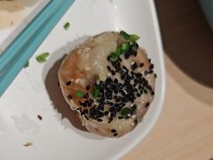 -小杨生煎(浦江欢乐颂店)