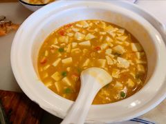 蟹黄豆腐锅-米家小馆(新华店)