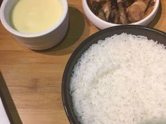 冬菇滑鸡蒸饭-72街红烧排骨饭(海珠丽影广场店)