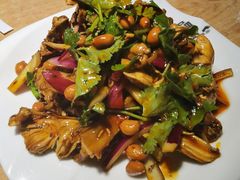 -喝丢一只鞋海鲜烧烤·海肠捞饭(东关街店)