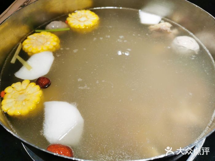 鲜牛记潮汕牛肉火锅(潘家园店)清汤牛腩锅图片