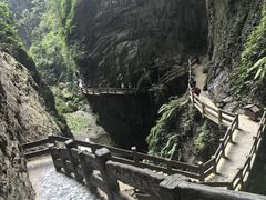 -龙水峡地缝景区