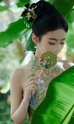-衣贝姿婚纱礼服馆