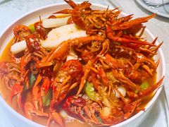-茸梅路右拐龙虾-农家菜(松江店)