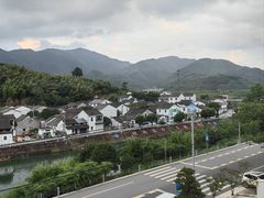 -亭下湖饭店(康岭店)