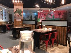 大堂-还是那家•秘制活鱼现烤•香辣美蛙(独墅湖邻里中心店)