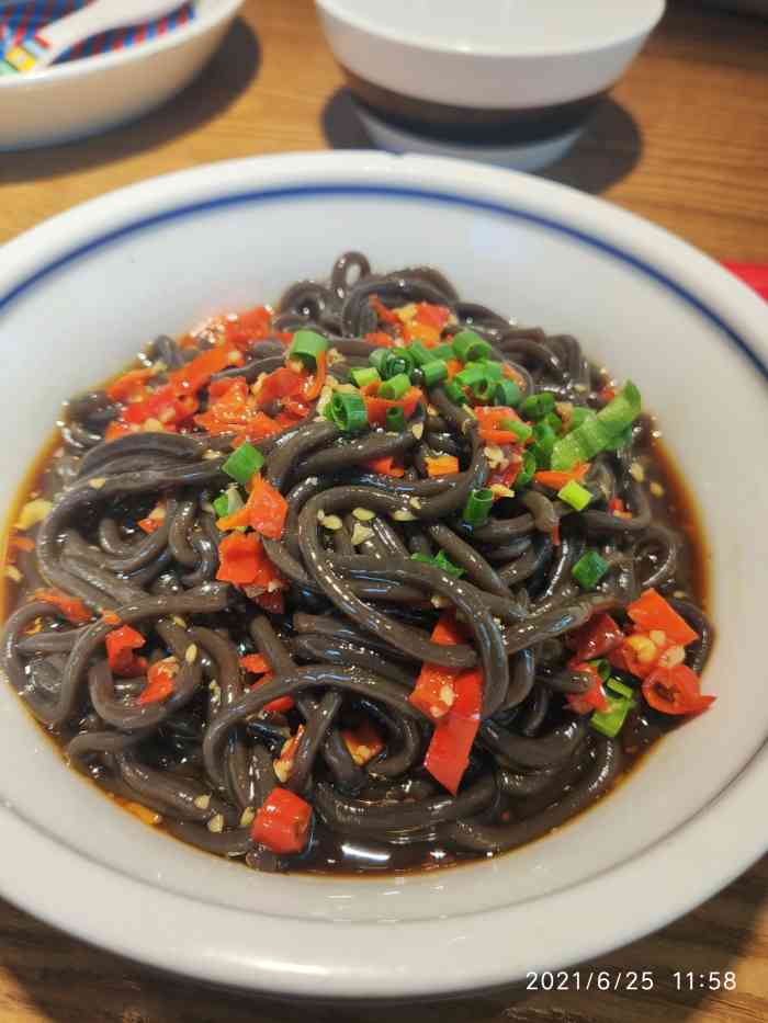 辣得叫湘菜(姚隘店)-"来宁波玩朋友请客来这家店吃饭,辣的叫湘菜.