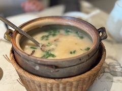 姬松茸花胶砂锅粥-潮州府·潮菜·砂锅粥(徐家汇店)