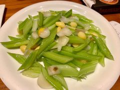 西芹百合-頂好酒家·经典粤菜(海信广场店)