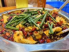 -乡土特色.冷锅鱼.牦牛肉汤锅