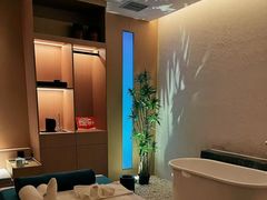 -快乐大桶水养生足浴SPA(前兴路店)