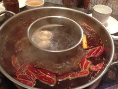 -小天鹅火锅·一线江景洪鼎旗舰店(洪崖洞店)
