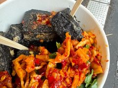 -黑色经典臭豆腐·湖南特产(步行街店)