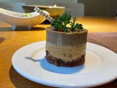 咖啡慕斯蛋糕-禾风·海鲜料理自助(玉林店)