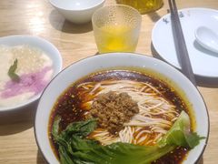 -全牛匠·乐山跷脚牛肉(新中关店)