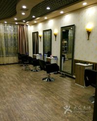 -小齐发型Star·Salon