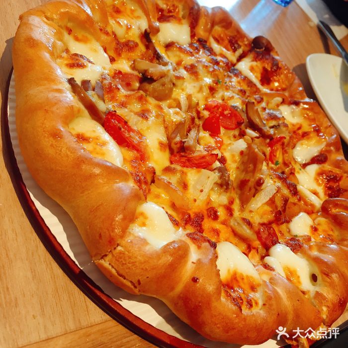 必胜客(昌硕店)超级至尊比萨(芝心普通装)图片