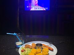 -K+全国连锁KTV(绿地缤纷天地店)