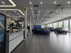 -奔驰利星行(北京花乡店)